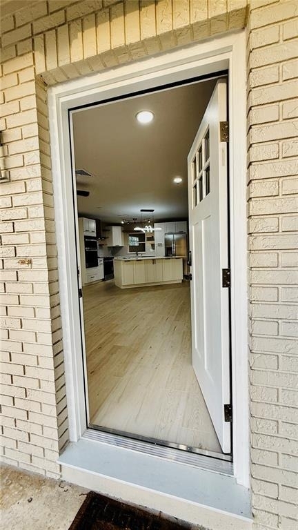 6409 Rosewood Drive - Photo 2