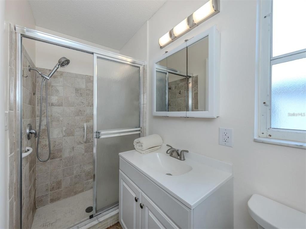1215 Mango Avenue - Photo 21