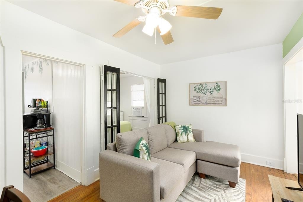 1043 7th Avenue N - Photo 14