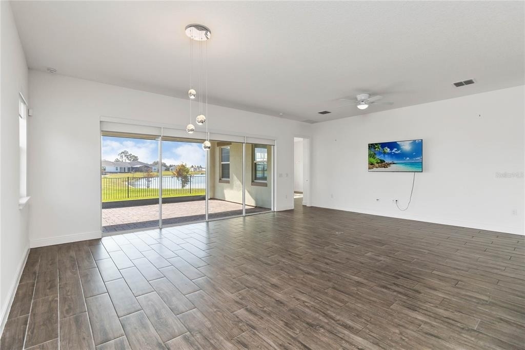 2709 Greenlands Street - Photo 5
