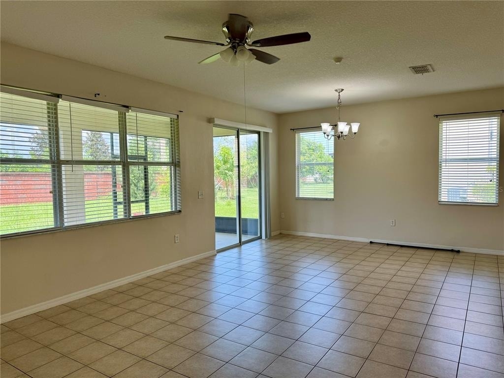 4912 Stone Acres Cir - Photo 4