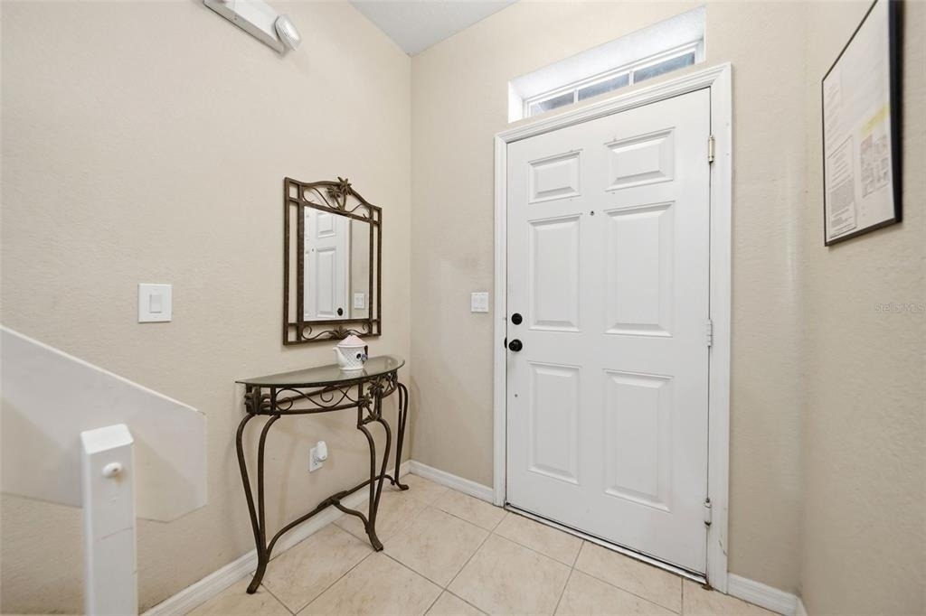 2402 Caravelle Circle - Photo 2