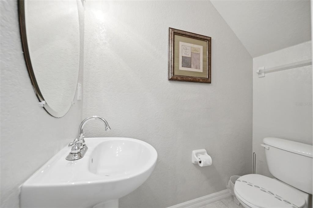 2402 Caravelle Circle - Photo 15
