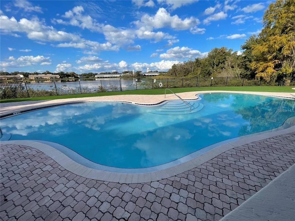 199 Afton Square - Photo 9