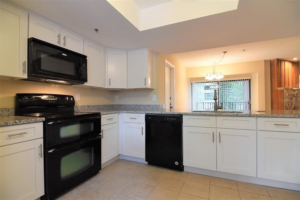 1068 E Michigan Street - Photo 11