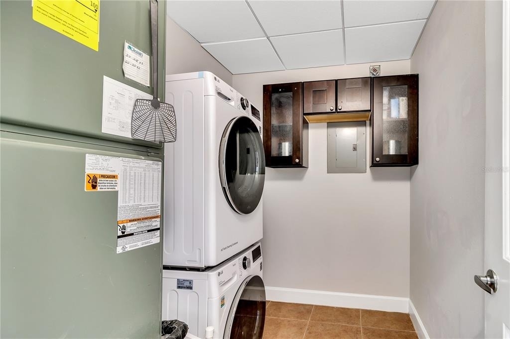 151 E Washington Street - Photo 23