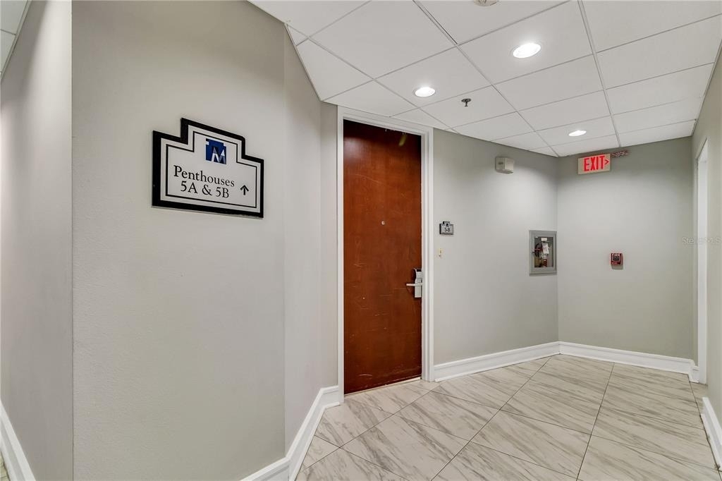 151 E Washington Street - Photo 4