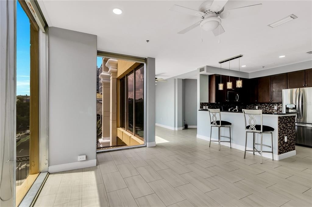 151 E Washington Street - Photo 8