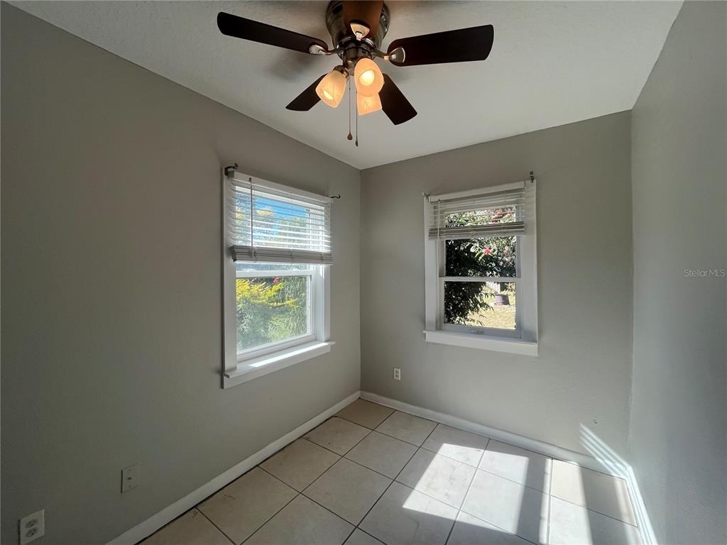 127 1/2 W Palmetto Avenue - Photo 9