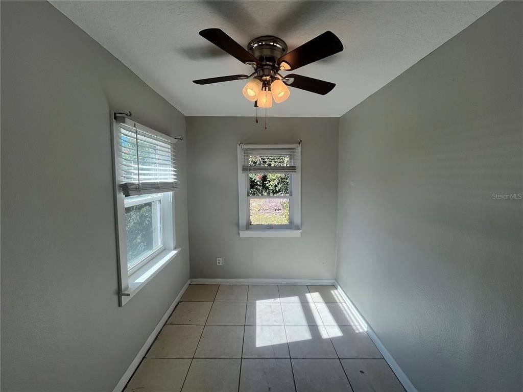 127 1/2 W Palmetto Avenue - Photo 10