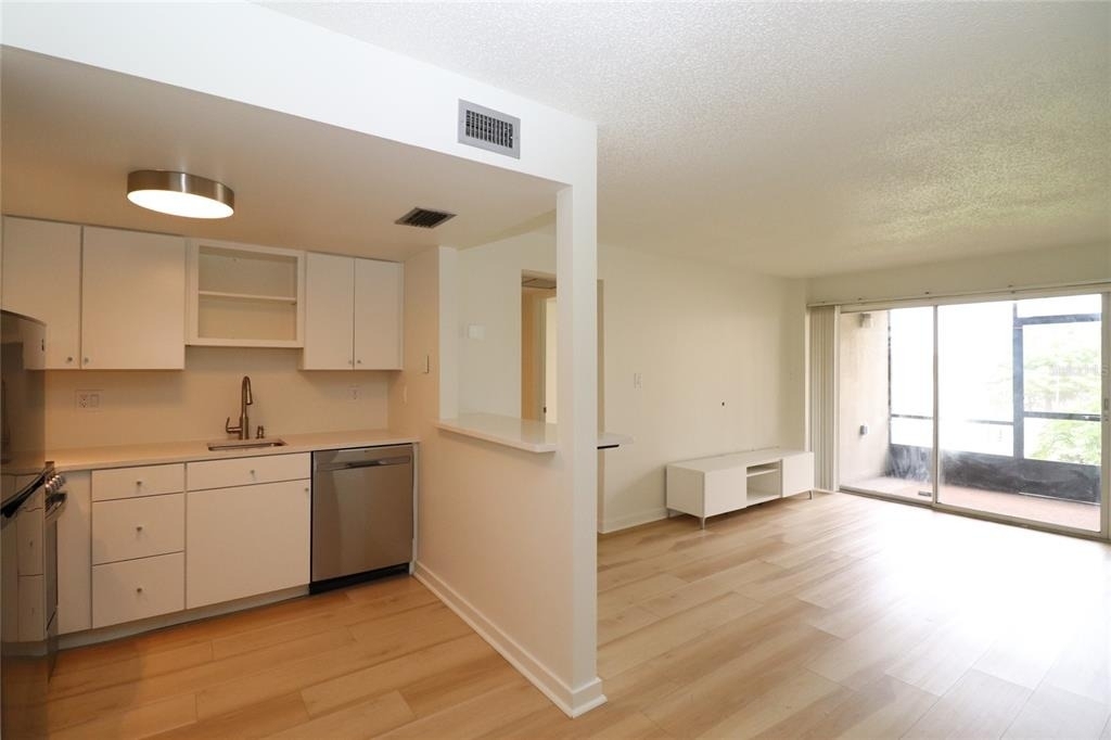 618 Orange Drive - Photo 5