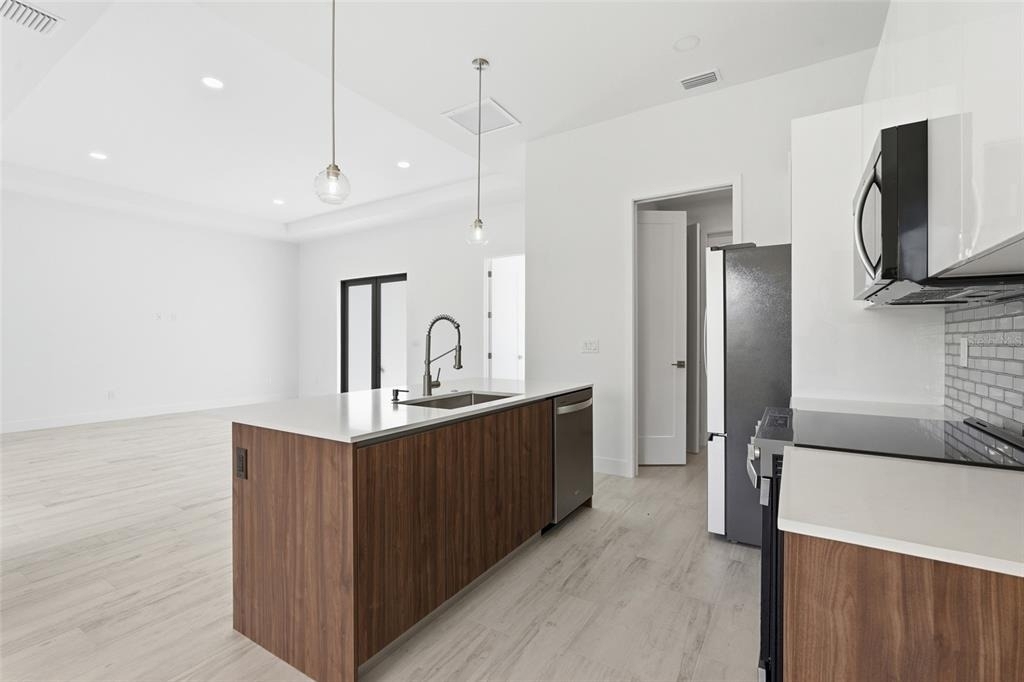 8472 Agate Street - Photo 10