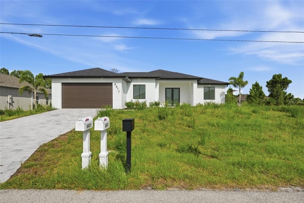 8472 Agate Street - Photo 0