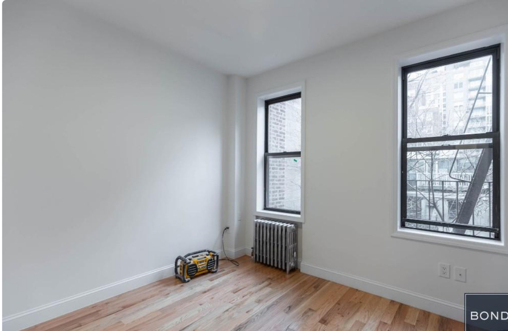 East 36th  Street - Photo 4