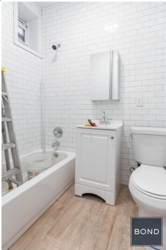 East 36th  Street - Photo 5