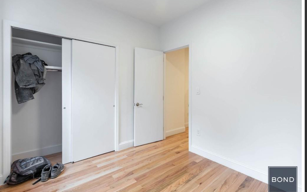 East 36th  Street - Photo 3