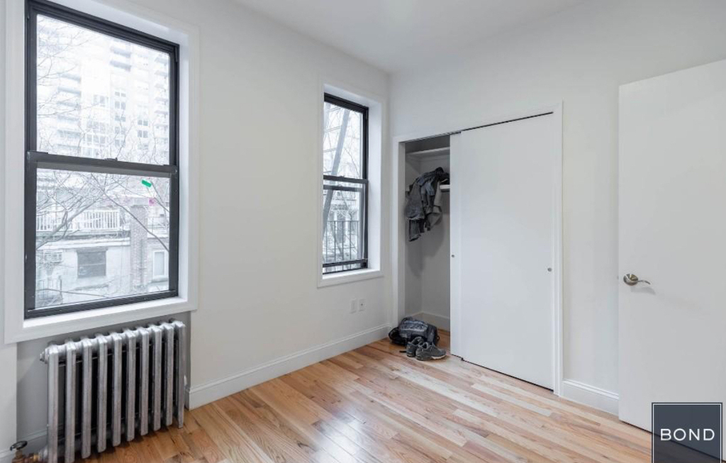 East 36th  Street - Photo 2