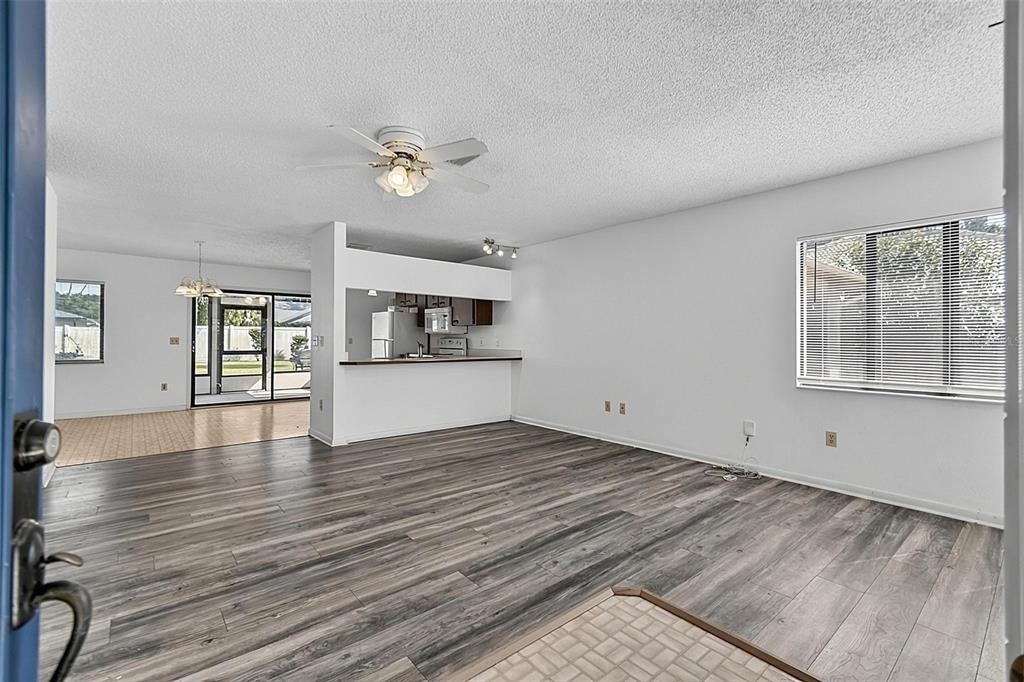 19 Blackberry Place - Photo 2