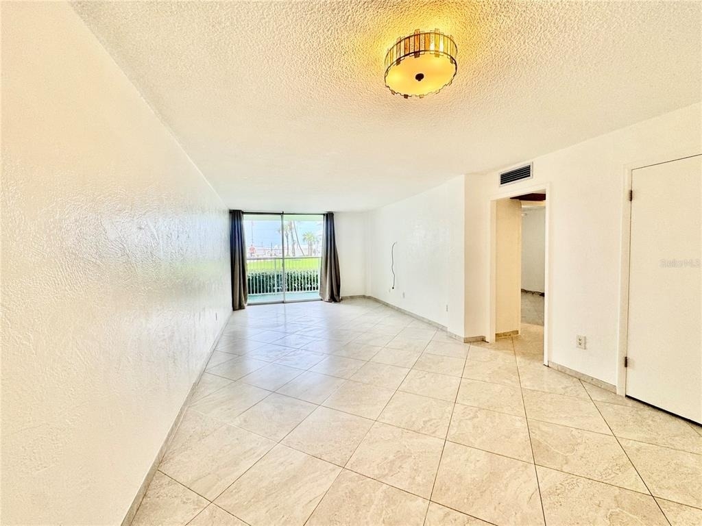 2727 N Atlantic Avenue - Photo 4
