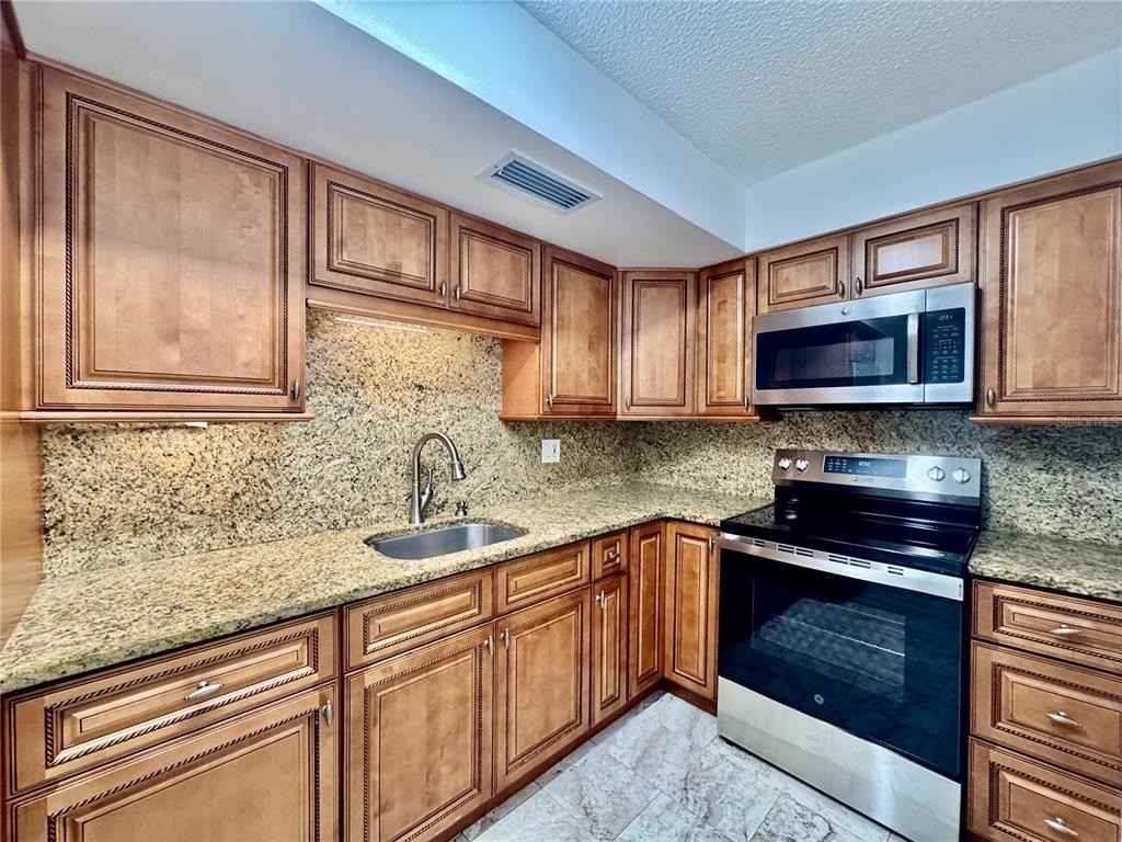 2727 N Atlantic Avenue - Photo 3