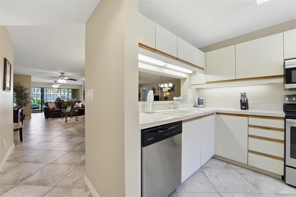 5501 Ashton Way - Photo 6