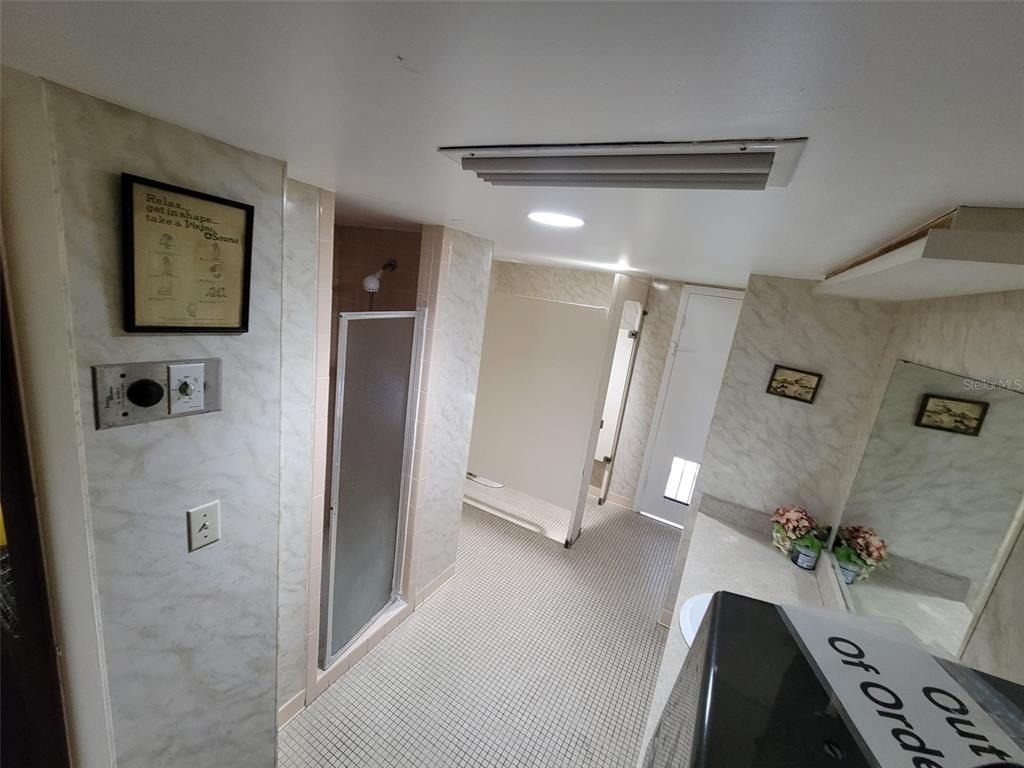 2901 26th Street W - Photo 52