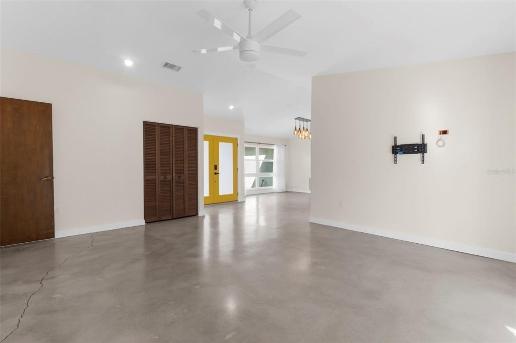 4250 Marlowe Drive - Photo 7