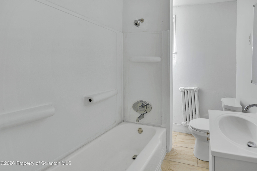 1149 Luzerne St, L2 - Photo 11