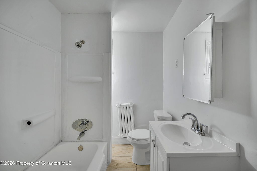 1149 Luzerne St, L2 - Photo 10
