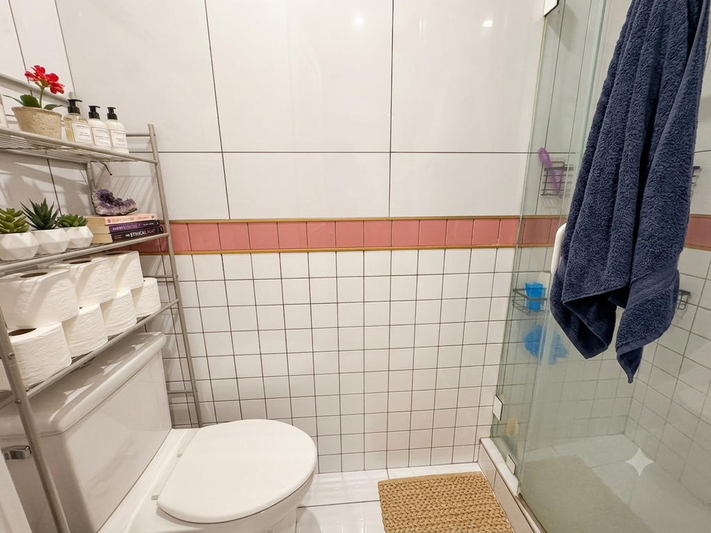 1874 Hart Street - Photo 9