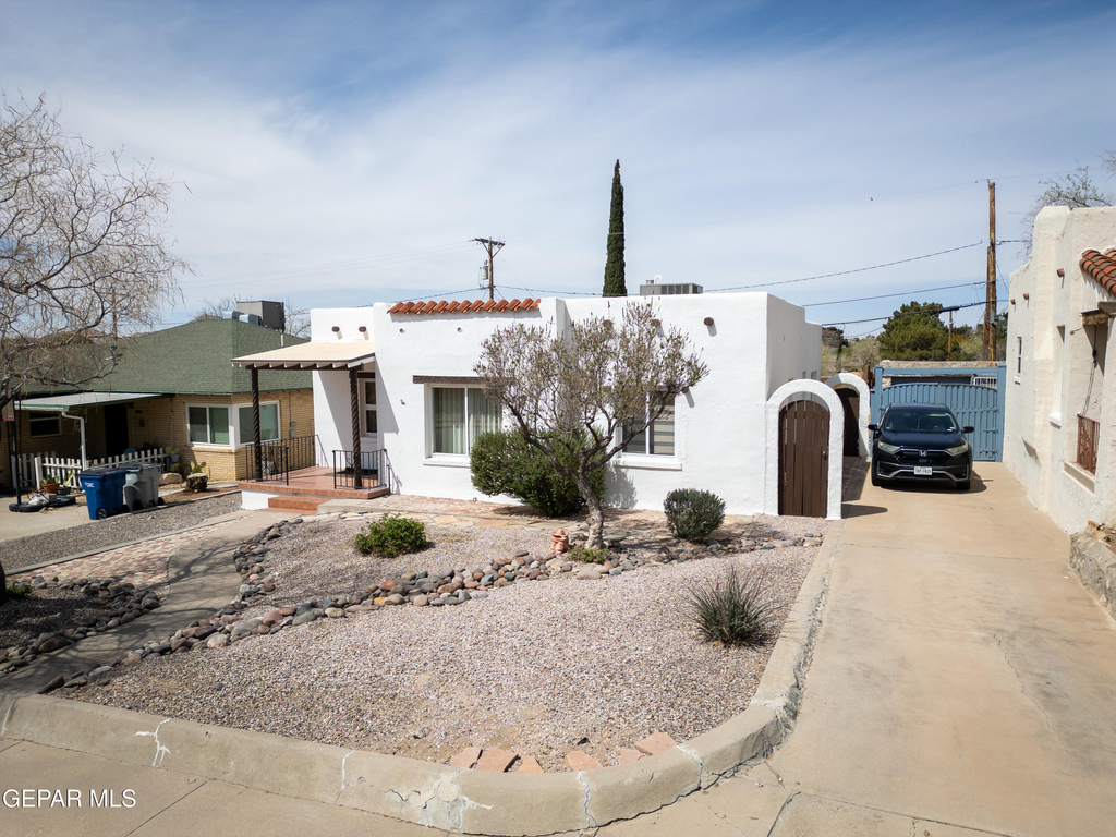 1211 Mesita Drive - Photo 5