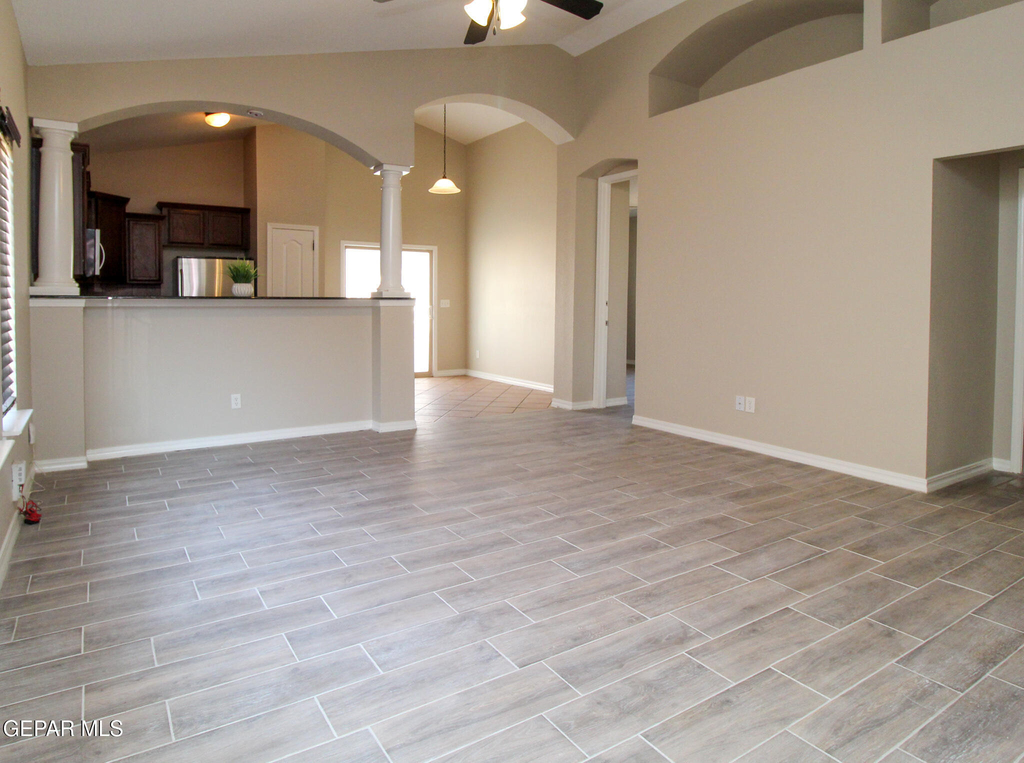 2216 Amber Point Place - Photo 4