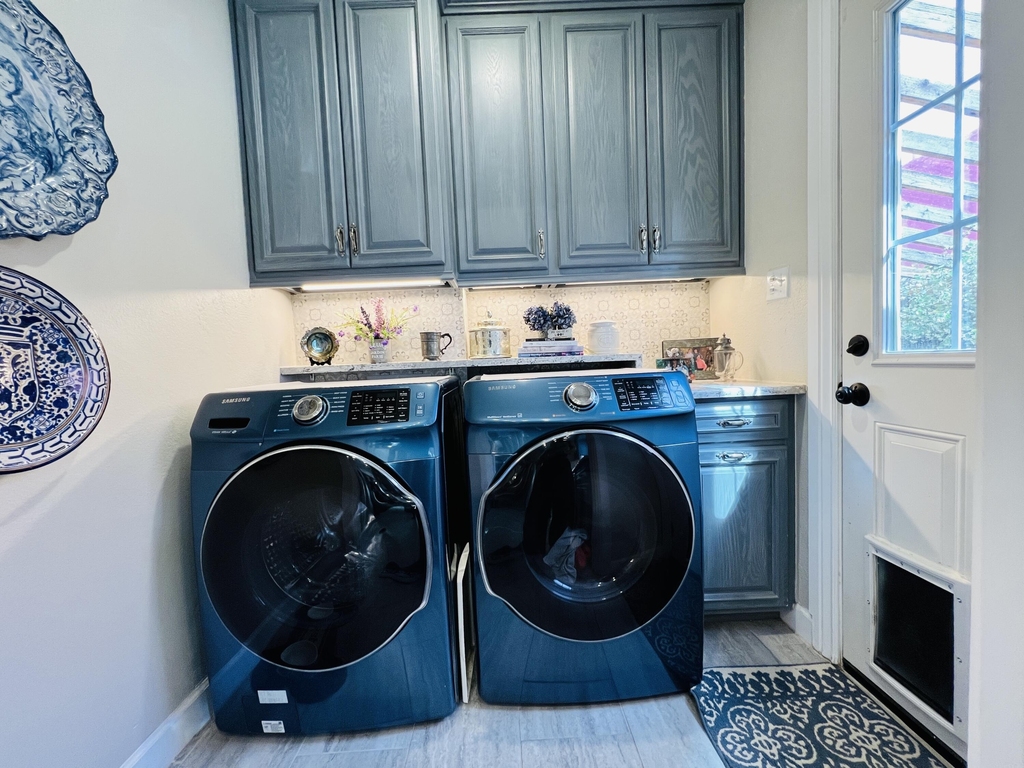 1005 E Baltimore Drive - Photo 6