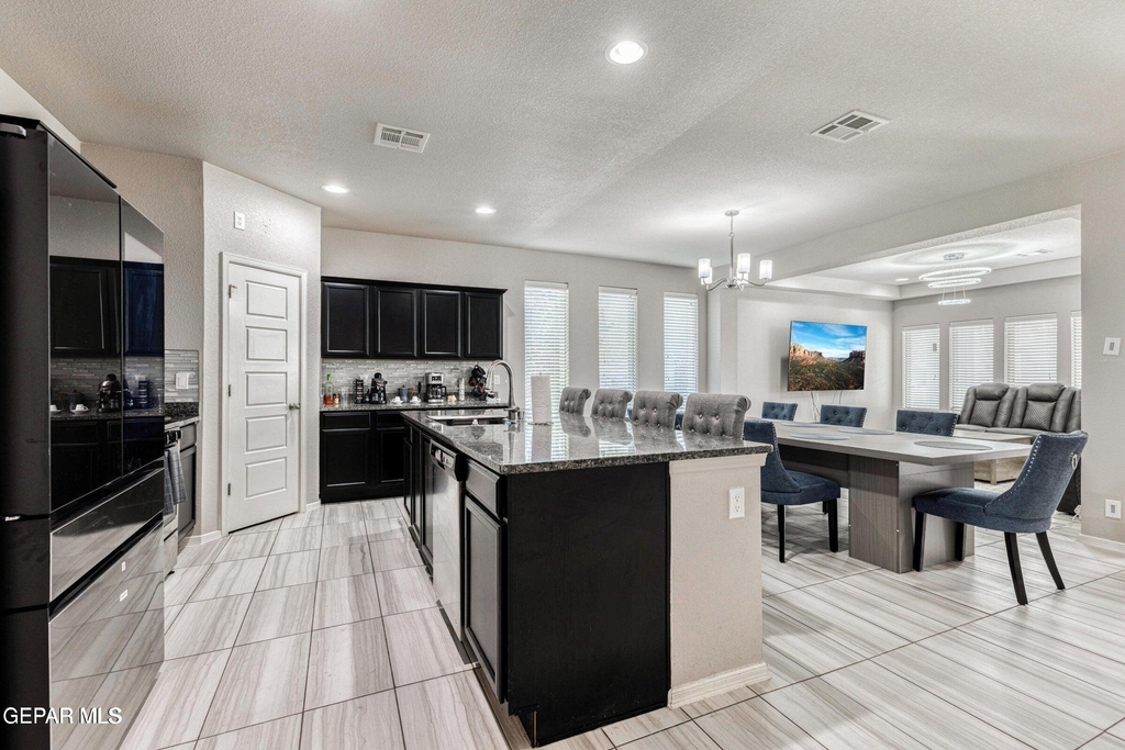13610 Keighly Street - Photo 2