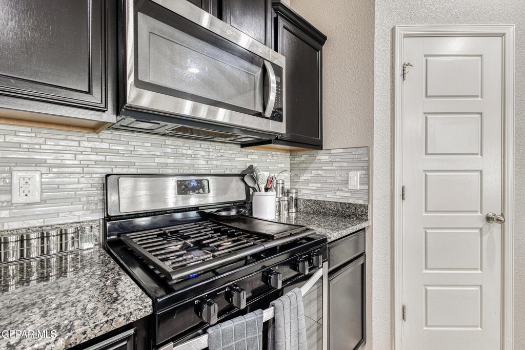 13610 Keighly Street - Photo 3