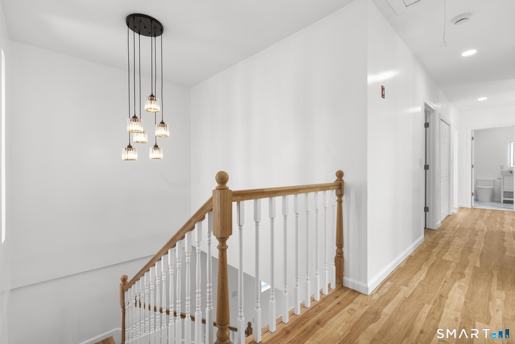 810 Brewster Street - Photo 13