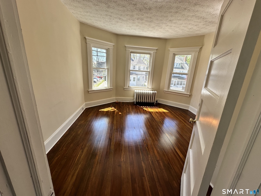 15-17 Beacon Street - Photo 2