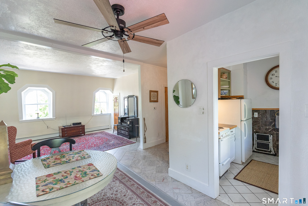 236 Hempstead Street - Photo 2