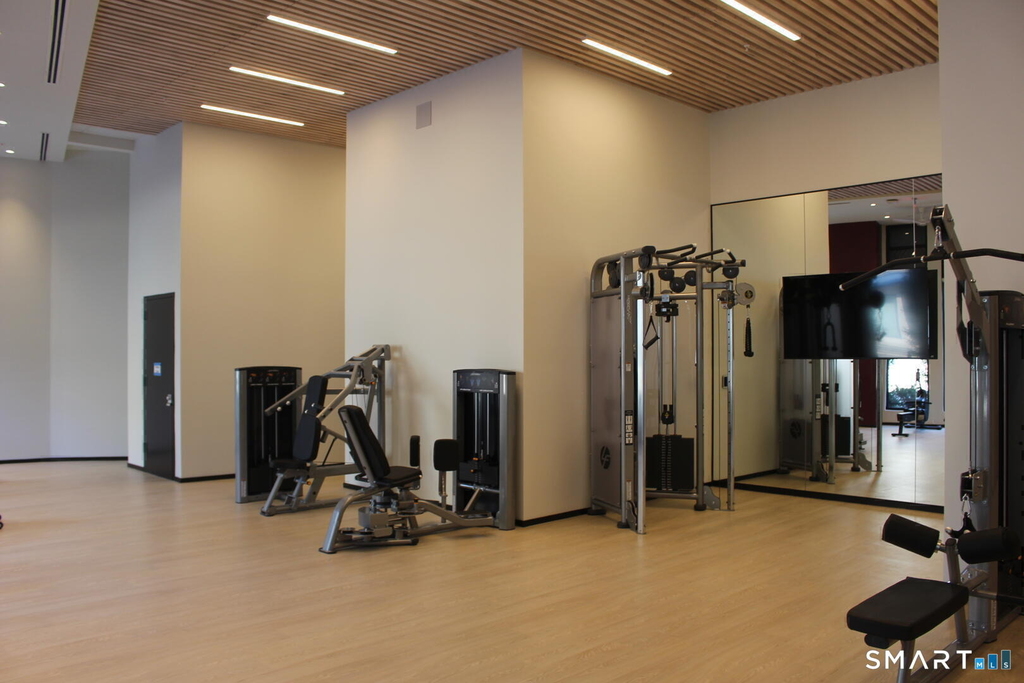 711 Summer Street - Photo 4