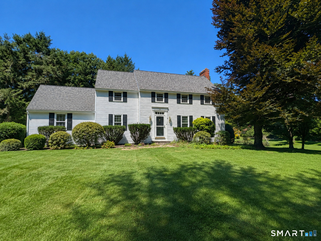 9 Bobolink Lane - Photo 0