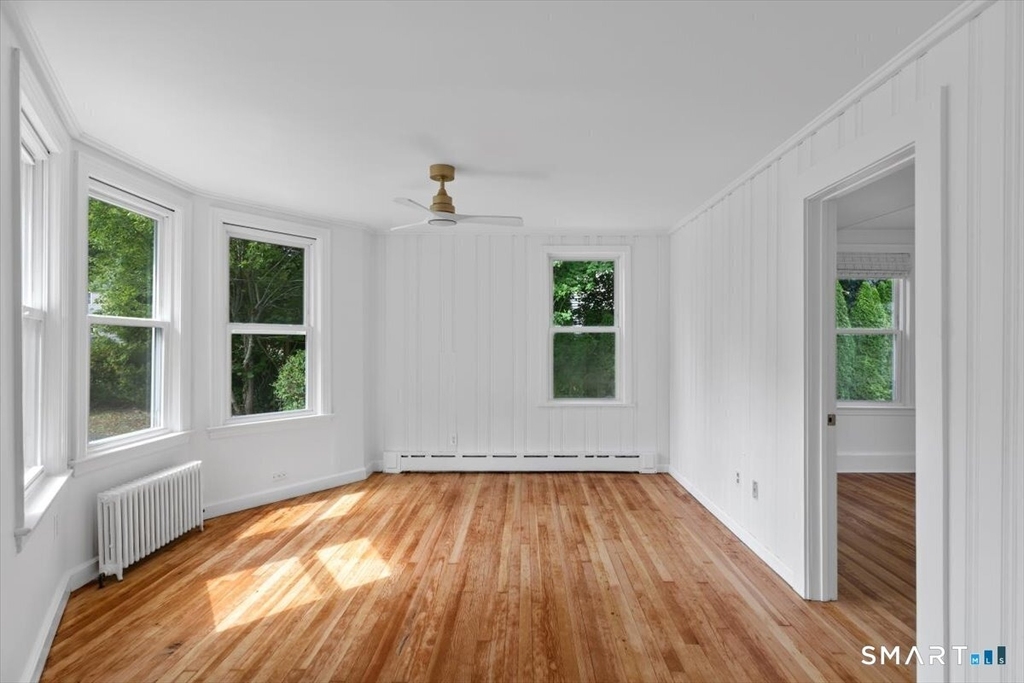 21 Green Street - Photo 8