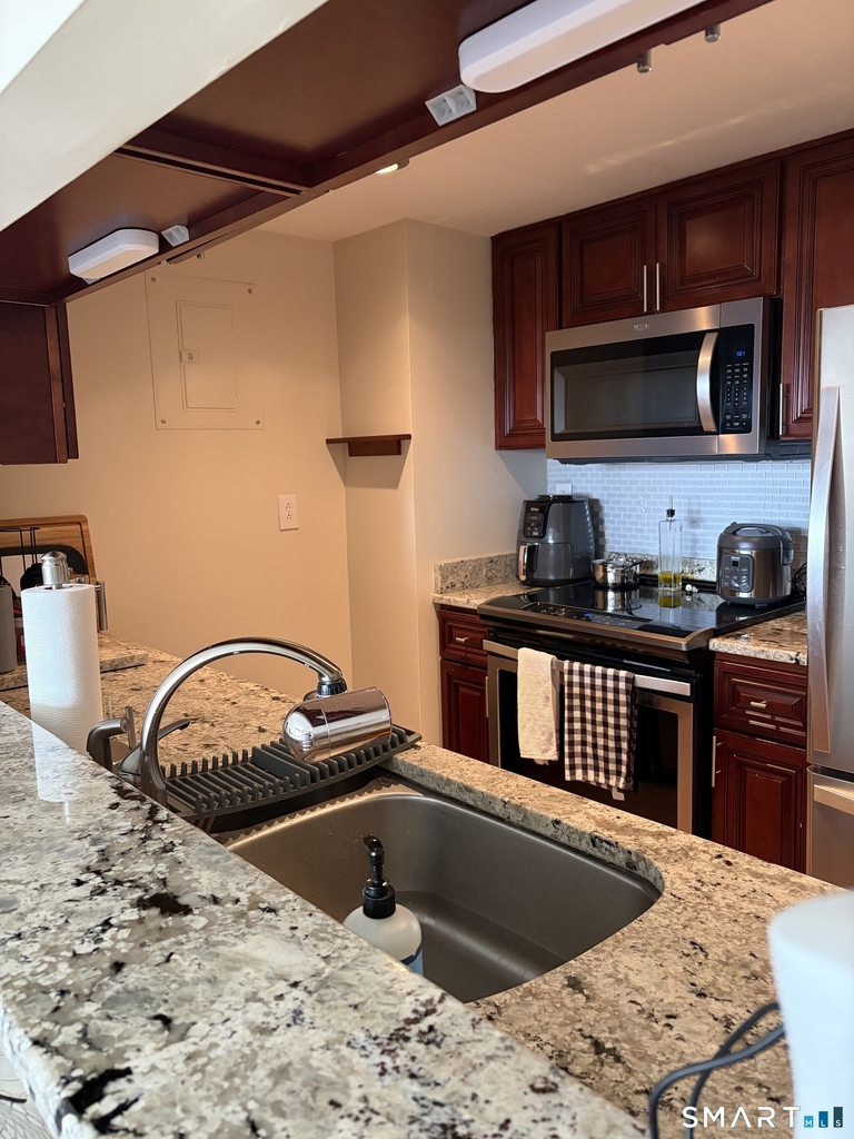 127 Greyrock Place - Photo 2