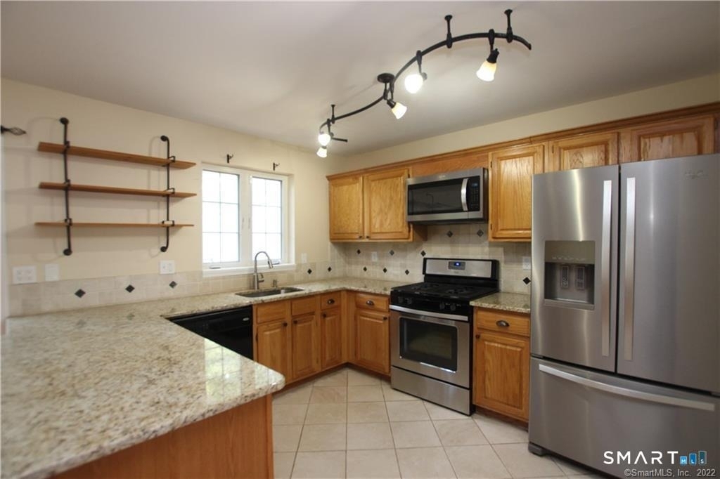 22 Main Street - Photo 1