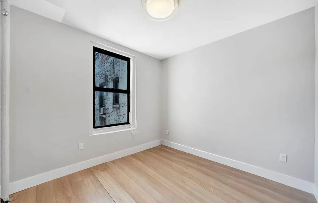 560 West 125th Street - Photo 1
