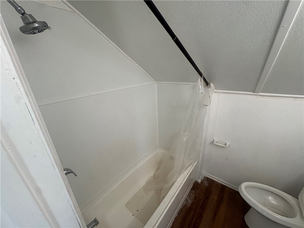 726 Large Ave - Photo 3