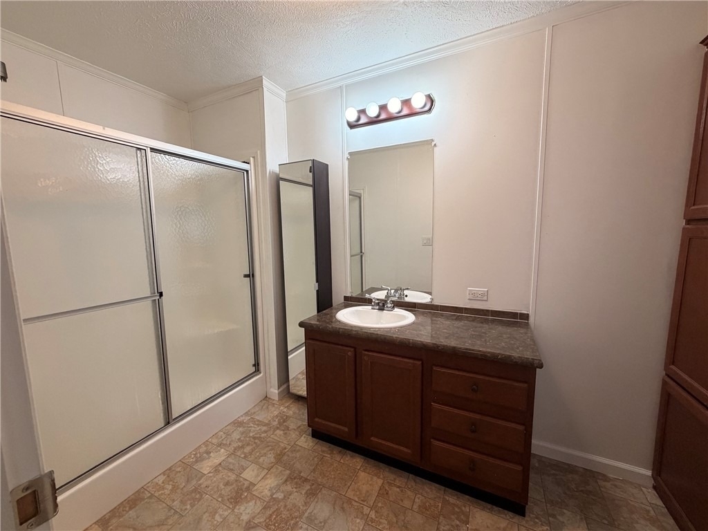 3202 46th St - Photo 4
