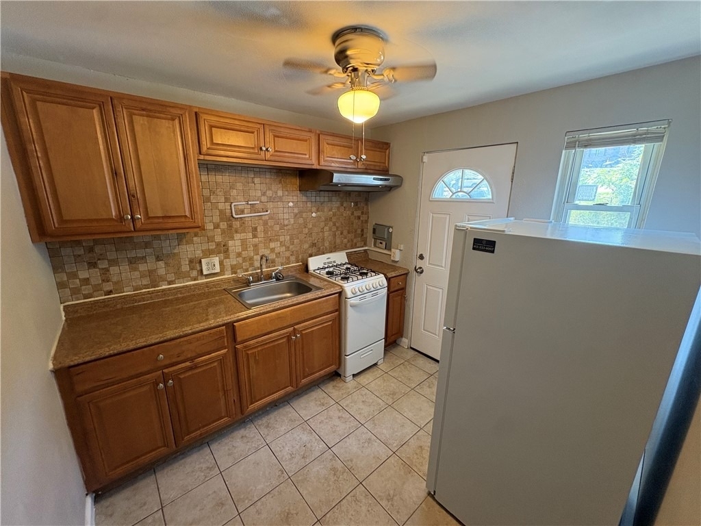 1 Penn Ridge Ct - Photo 5