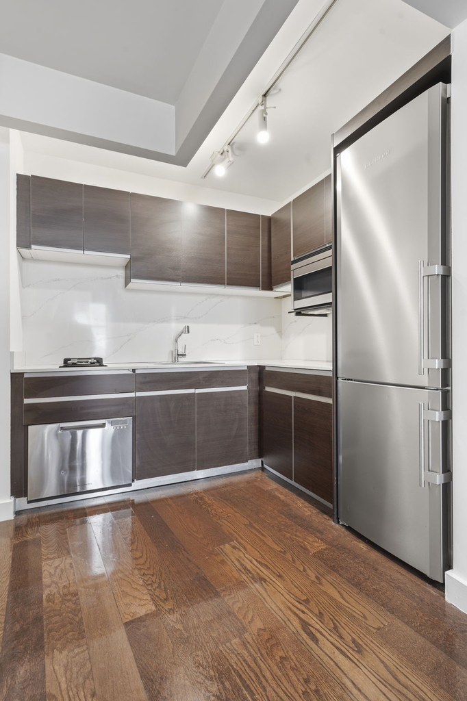 116 John Street - Photo 0