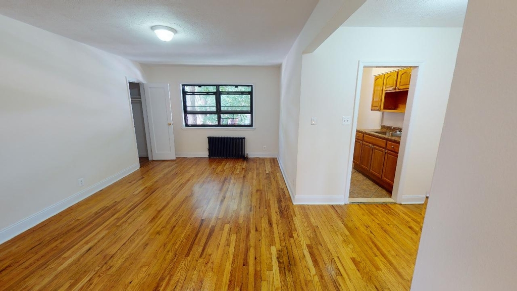89-31 Rutledge Avenue - Photo 10