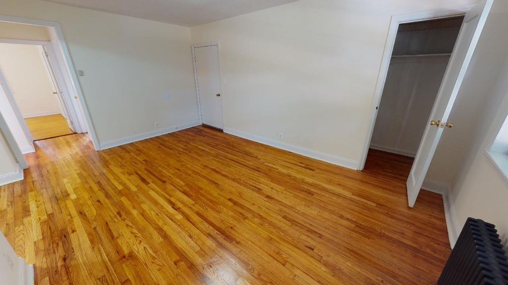 89-31 Rutledge Avenue - Photo 3